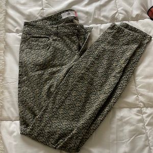 Patterned skinny jeans